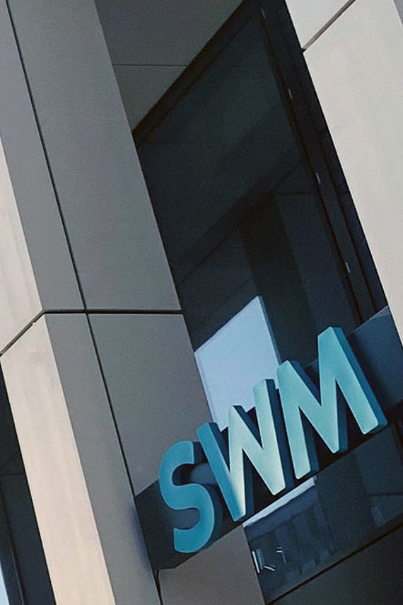 Ansicht des Blauen Bocks mit SWM Logo