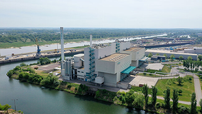 Luftaufnahme des Müllheizkraftwerkes (MHKW) in Magdeburg Rothensee