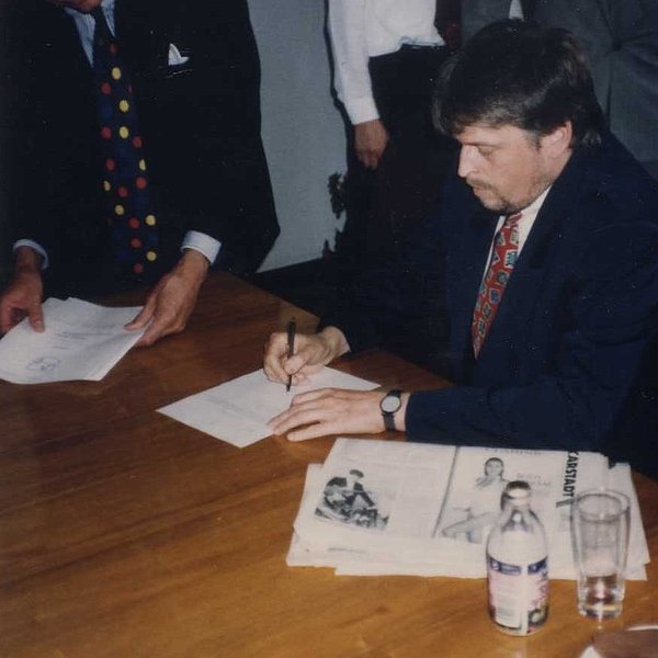 Vertragsunerzeichnung Konsortialvertrag 1993