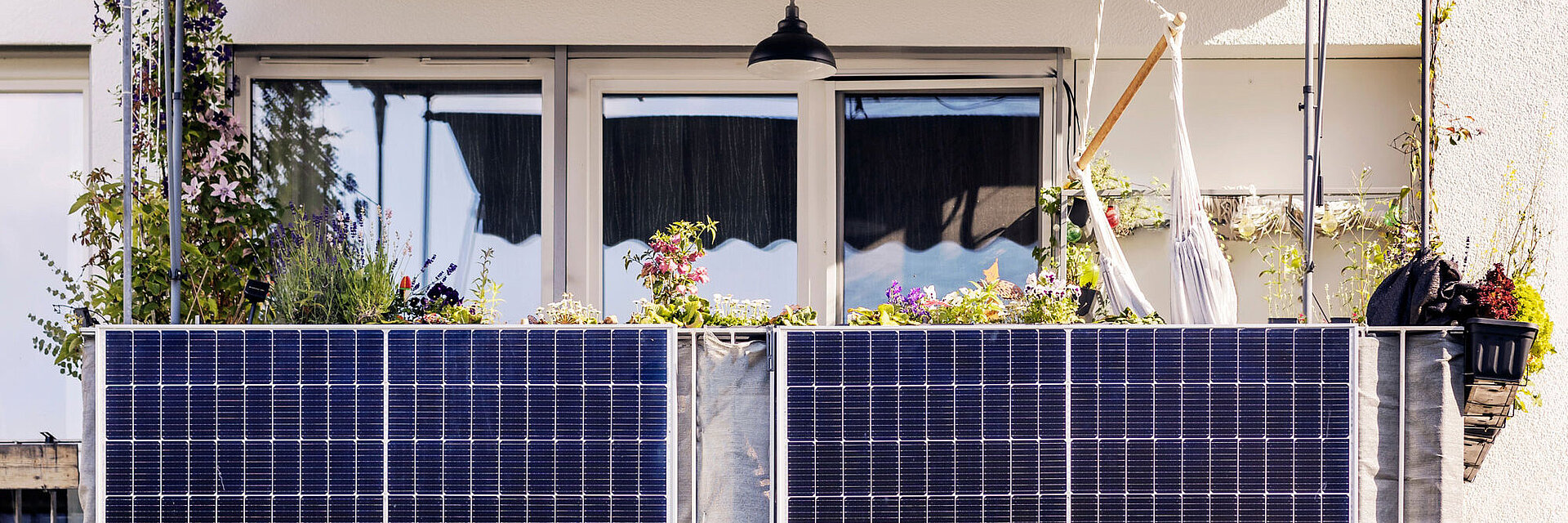 Mini-Photovoltaik-Anlage am Balkon