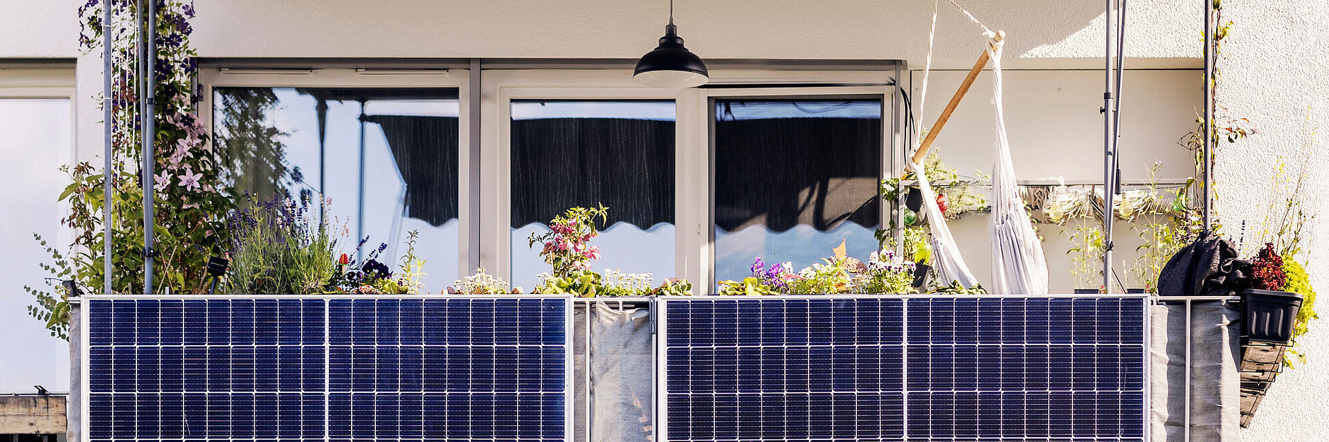 Mini-Photovoltaik-Anlage am Balkon