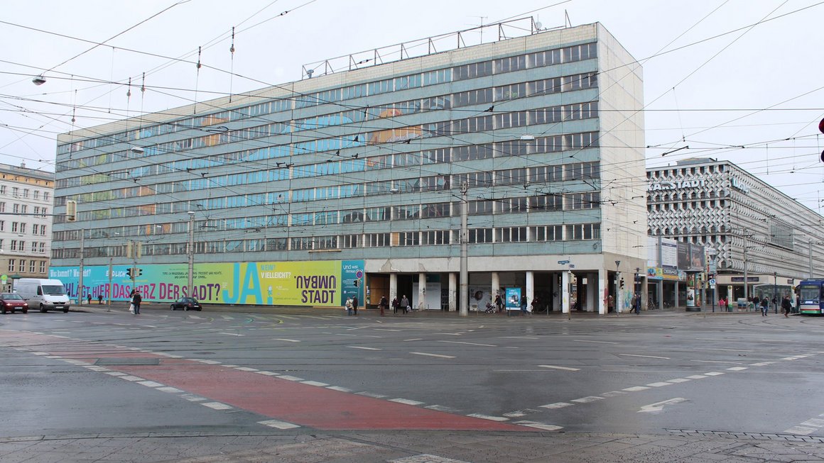 Außenansicht vom alten Blauen Bock