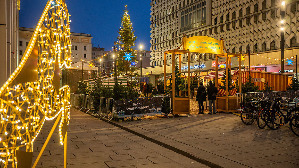 Blick auf den SWM Weihnachtsmarkt