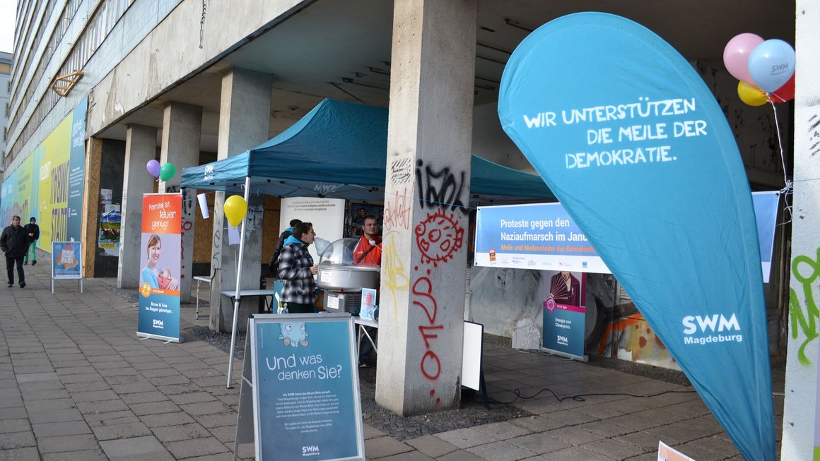 Stand zur Meile der Demokratie am alten Blauen Bock