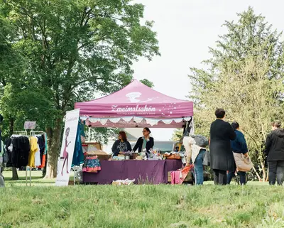 Blick auf die Grüne Messe und den Stand von "Zweimalschön"