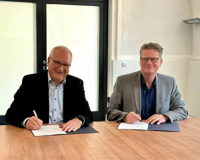 Vertragsunterzeichnung für kommunale Wärmeplanung