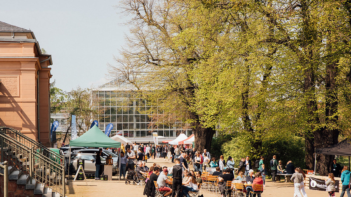 buntes Treiben auf der Grünen Messe