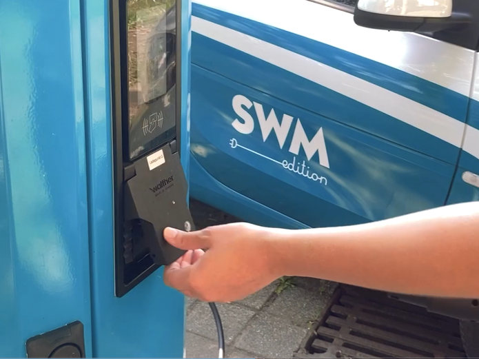 Video Ladevorgang an einer Magdeburger Ladesäule Kurzes Video zum Ladevorgang an einer Magdeburger Ladesäule