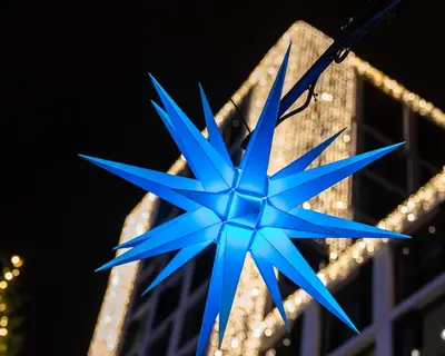 Weihnachtsbeleuchtung am Blauen Bock
